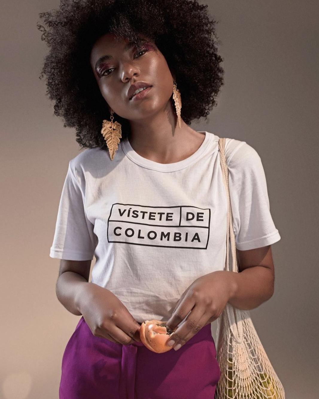 Camiseta Logo Oversize